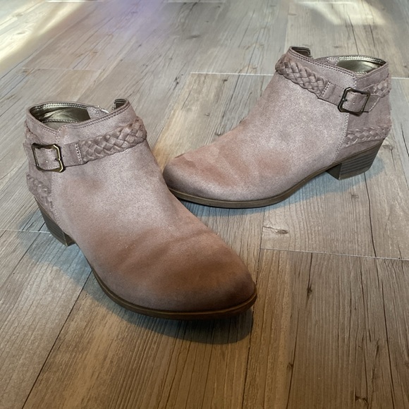 LIFE STRIDE VELOCITY with Memory Foam Boots - Picture 5 of 16